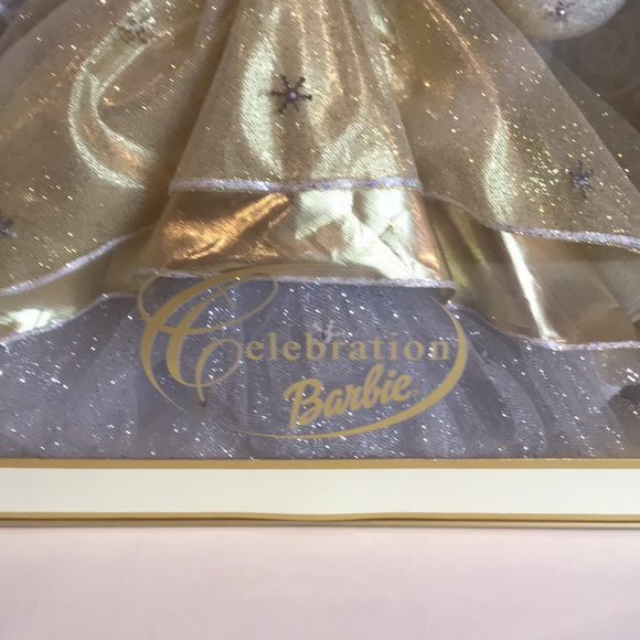 Celebration Barbie 2000 - Picture 4 of 7